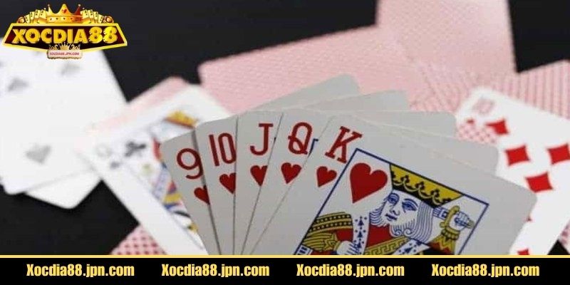 Tiến Lên Xocdia88 – Game Bài Đổi Thưởng Hot Nhất Hiện Nay 2 Bài được xếp theo số trước, chất sau, từ ba tới hai